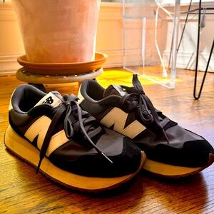 New balance tennis shoes 237 9